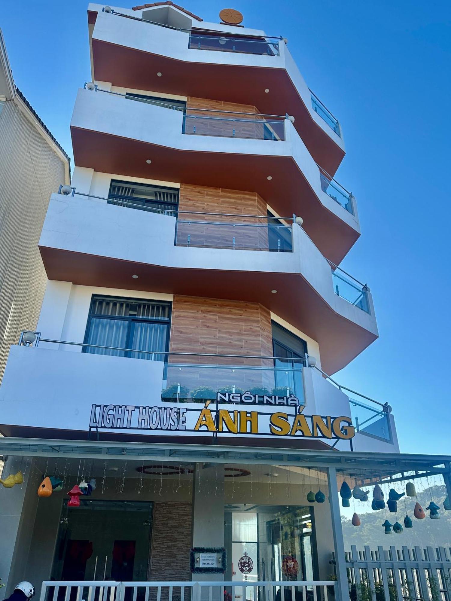 Hotel Khach San Anh Sang - Light House Da Lat Zewnętrze zdjęcie
