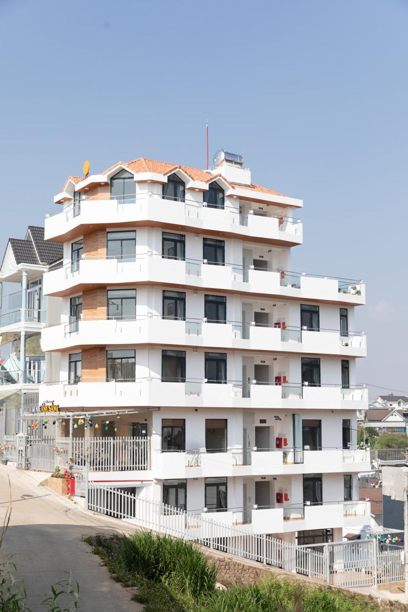 Hotel Khach San Anh Sang - Light House Da Lat Zewnętrze zdjęcie